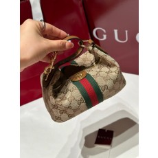 구찌 오피디아 파우치 19x10x9cm