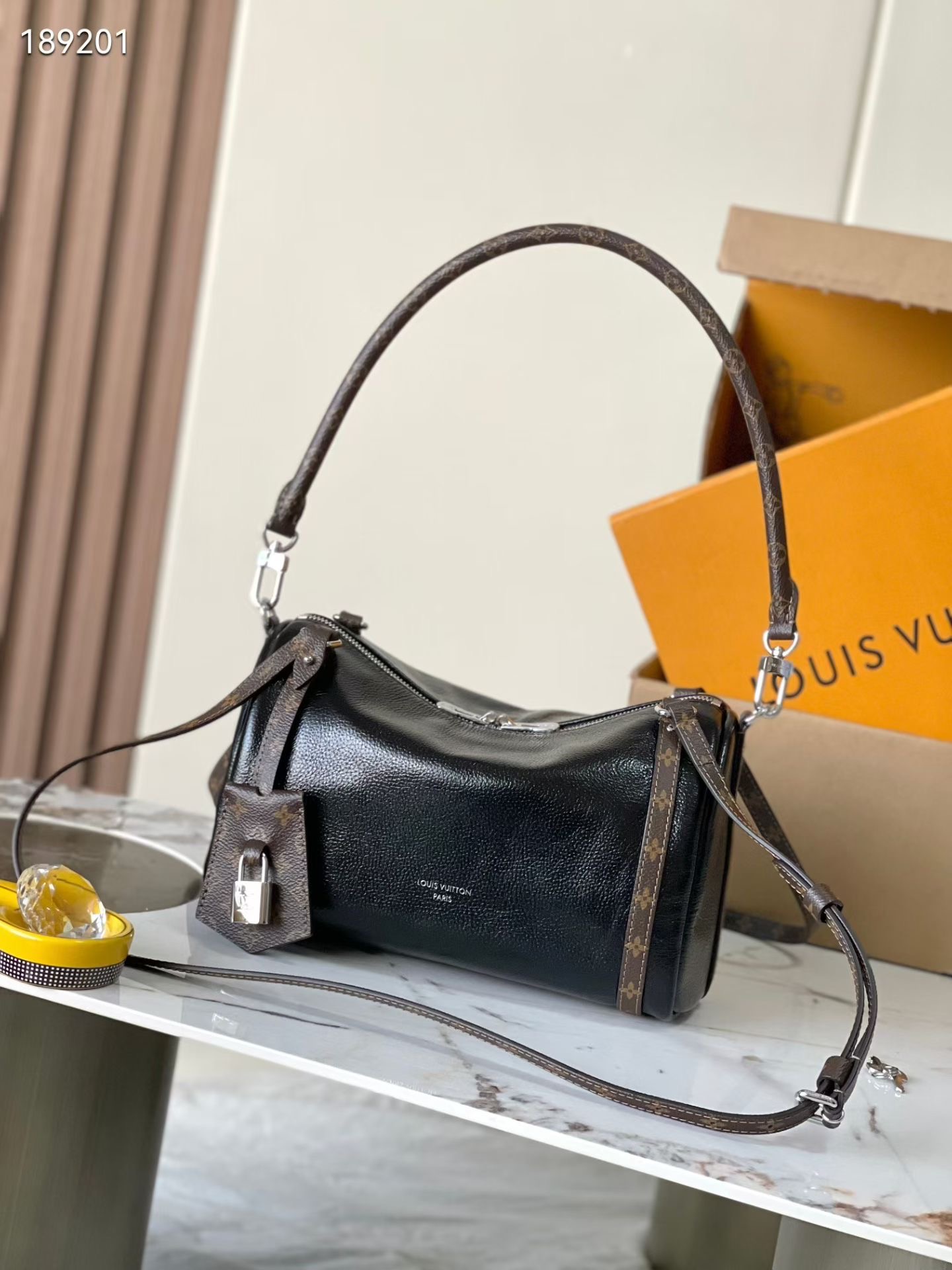 루이비통 M27920 익스프레스 PM (Express PM) 17x13.5x26cm